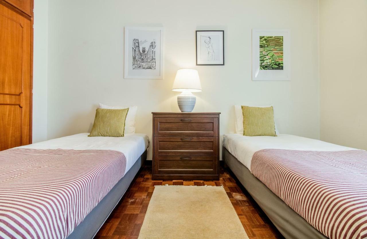 Telheiras Comfortable Stay Lisbon Exterior photo