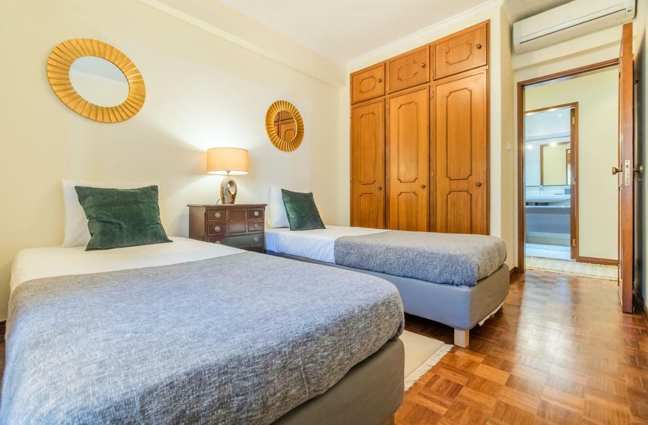 Telheiras Comfortable Stay Lisbon Exterior photo